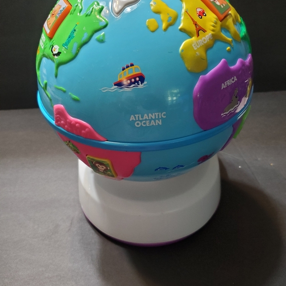 Fisher Price Globe - Picture 2 of 3